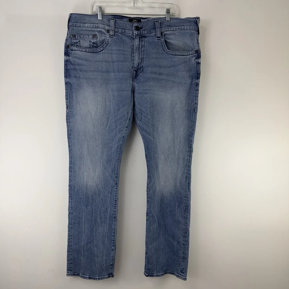 True Religion Ricky Men's‎ Jeans Size 42 Relaxed Straight No Flap Light Wash